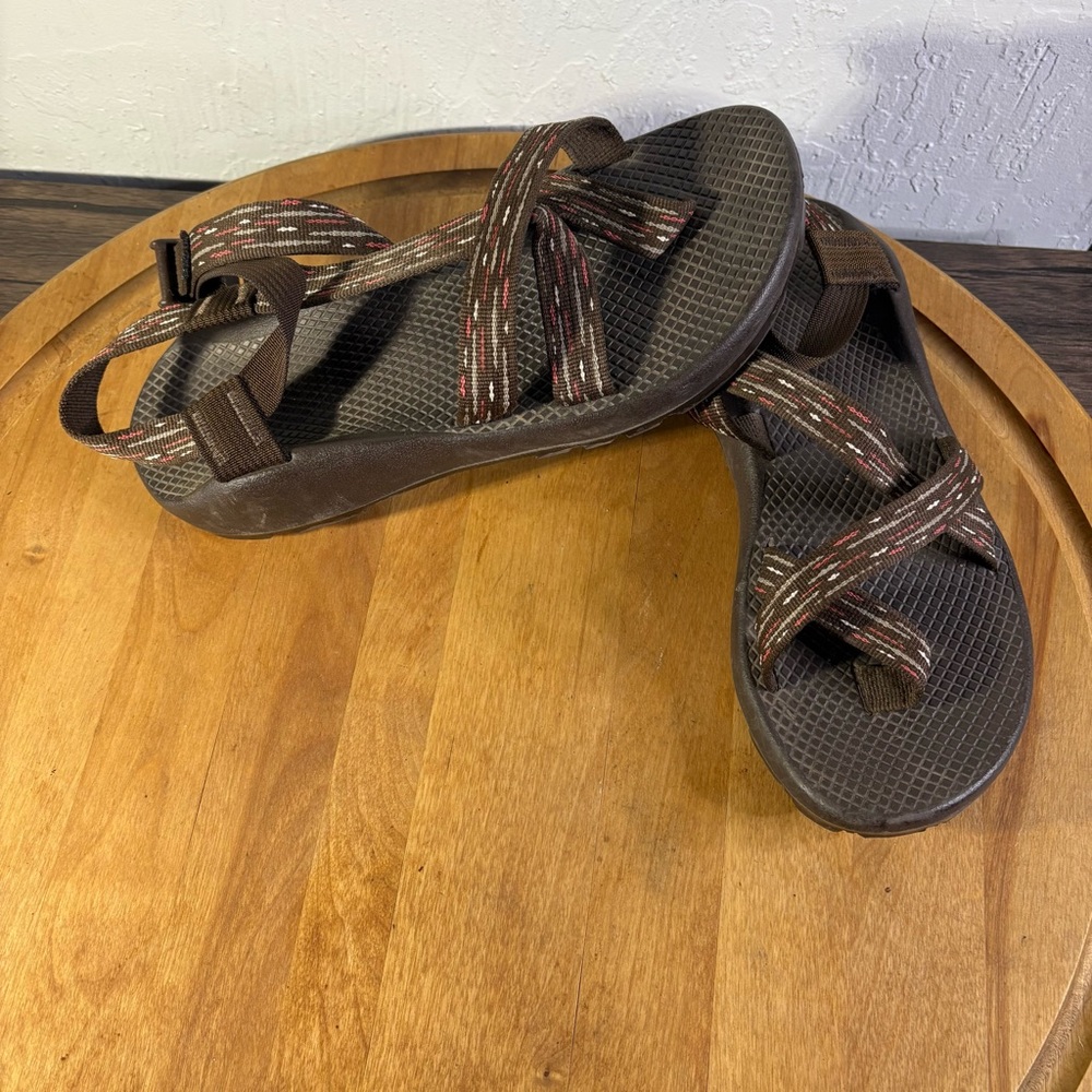 Chaco Unaweep Women's Size 9 Brown Pink White Stitch Sandals With Buckle Hike